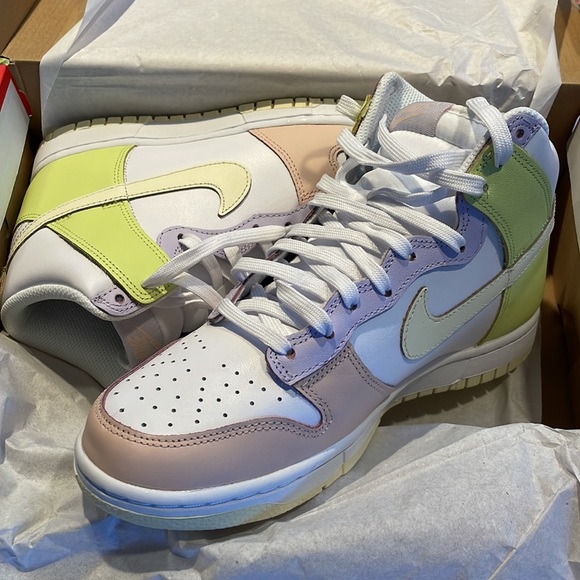 NEW Nike Dunk High tops Cashmere size 7.5 - Picture 2 of 2